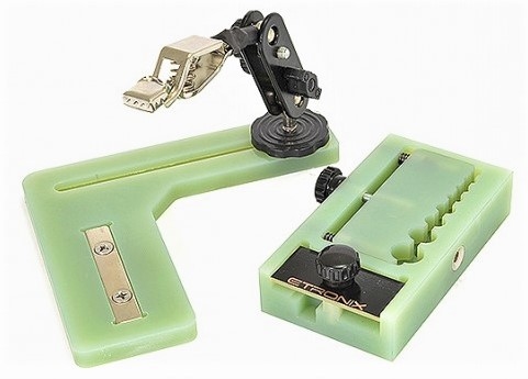 et0613-etronix-connector-soldering-jig-board.jpg